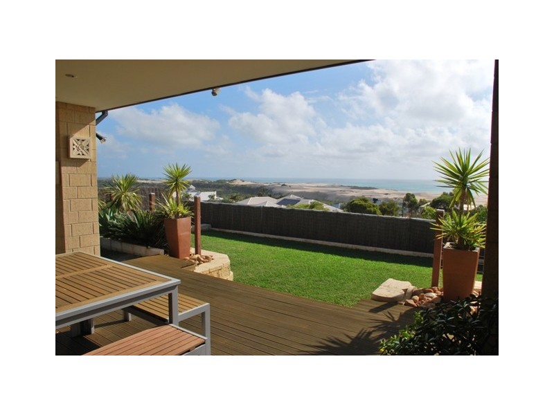 24 Pelican Rise, Wandina WA 6530