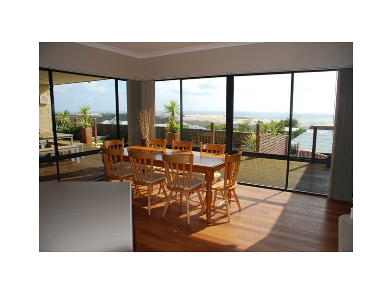 24 Pelican Rise, Wandina WA 6530