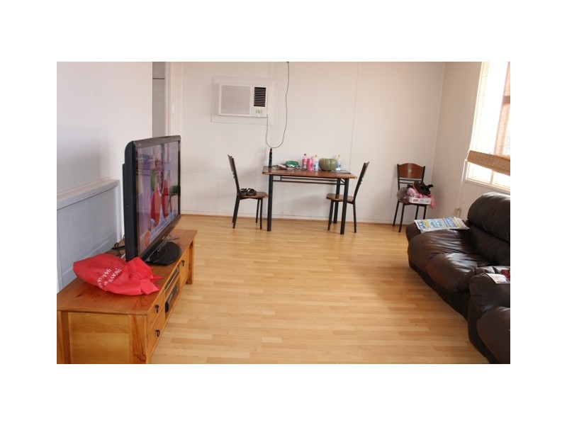 32 Armstrong Way, Newman WA 6753