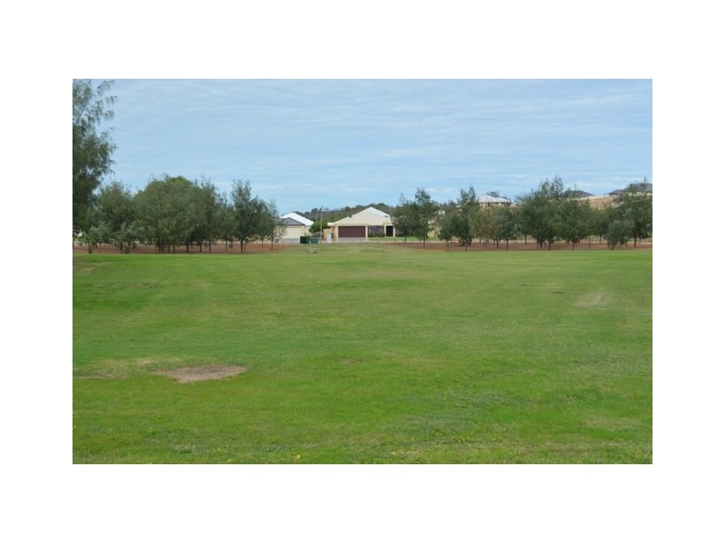 58 Stillwater Avenue, Drummond Cove WA 6532