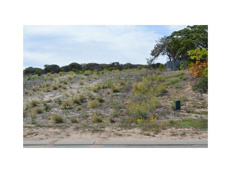 15 Evana Terrace, Wandina WA 6530