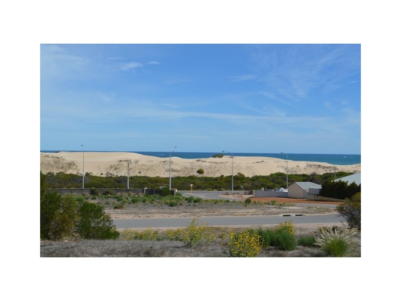 15 Evana Terrace, Wandina WA 6530