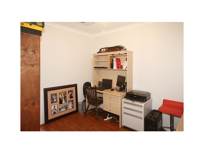 10 Mandalay Loop, Wandina WA 6530