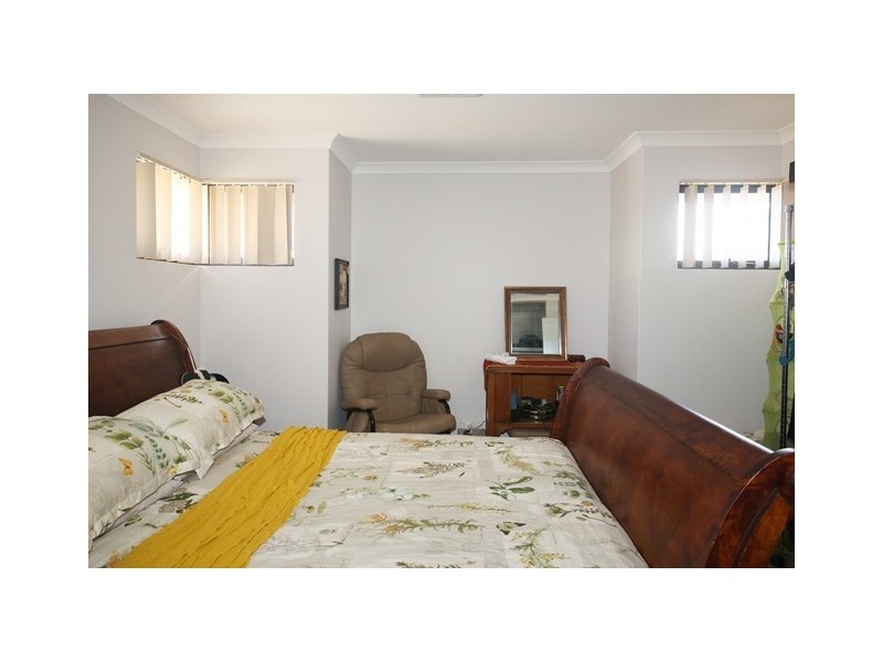 10 Mandalay Loop, Wandina WA 6530