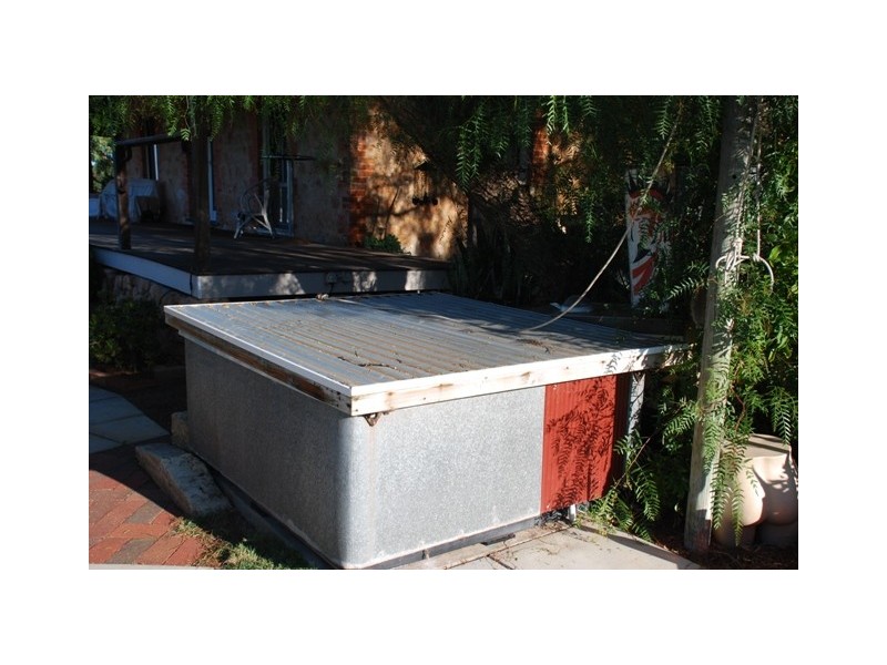 123 Phillips Road, Greenough WA 6532