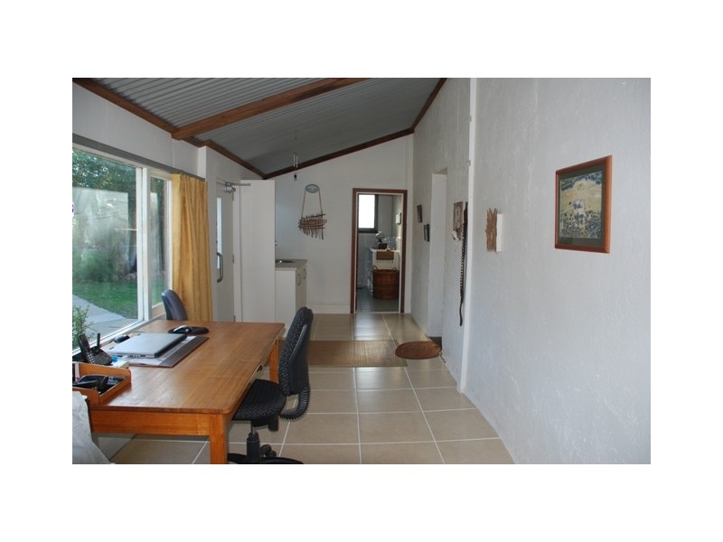 123 Phillips Road, Greenough WA 6532