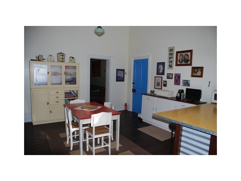 123 Phillips Road, Greenough WA 6532