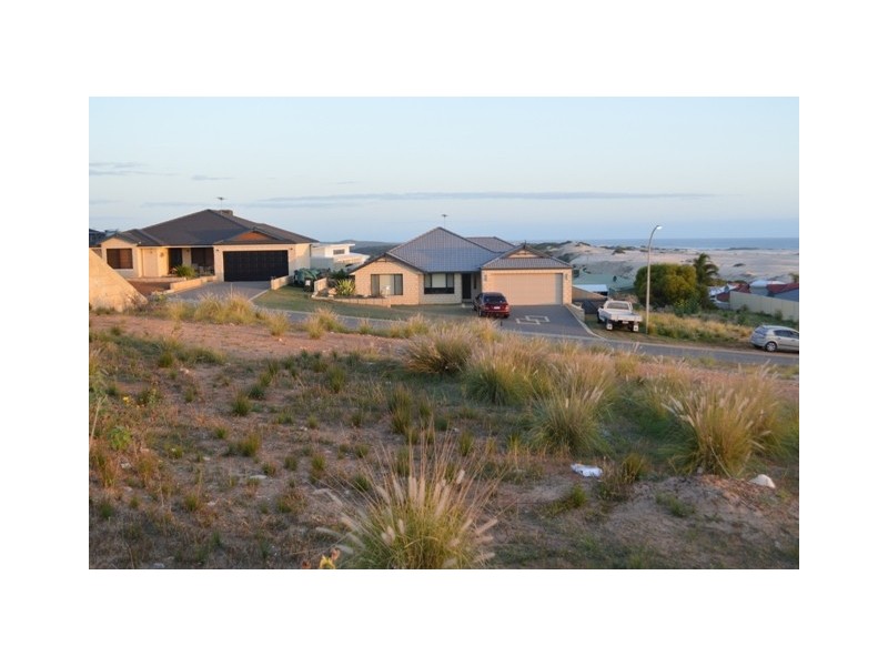 5 Basile Court, Wandina WA 6530