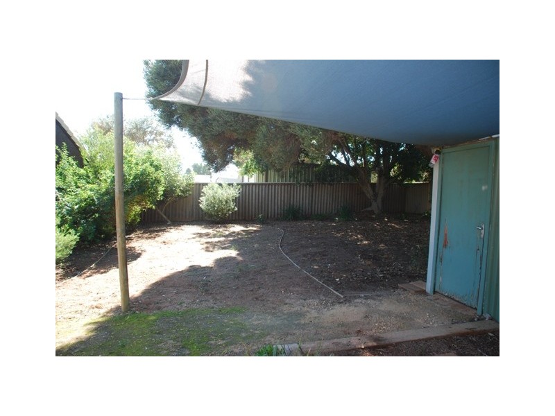 16 Roebuck Street, Mahomets Flats WA 6530