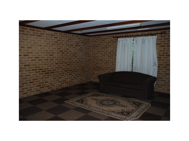 16 Roebuck Street, Mahomets Flats WA 6530