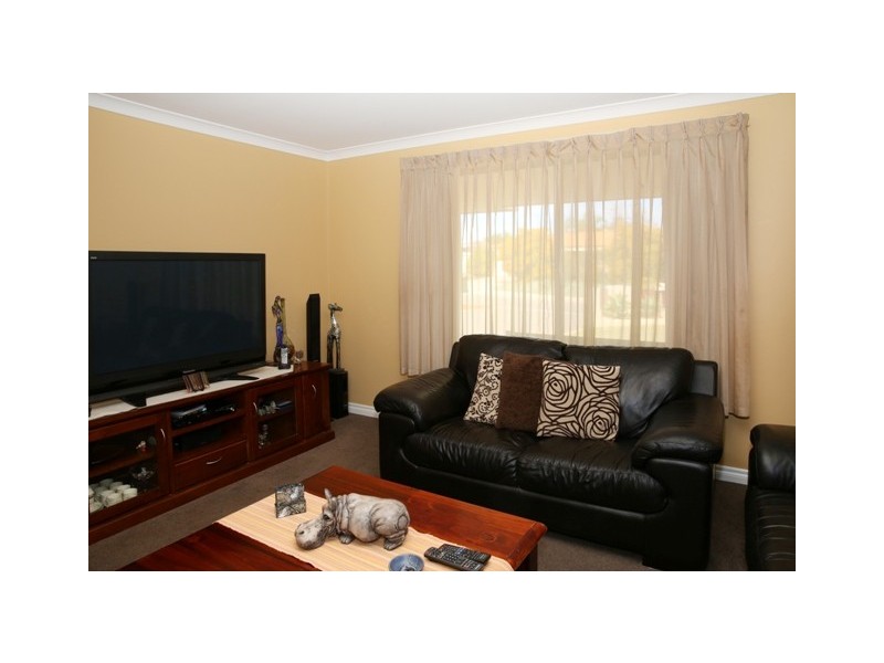 6 SHOALHAVEN WAY, Drummond Cove WA 6532