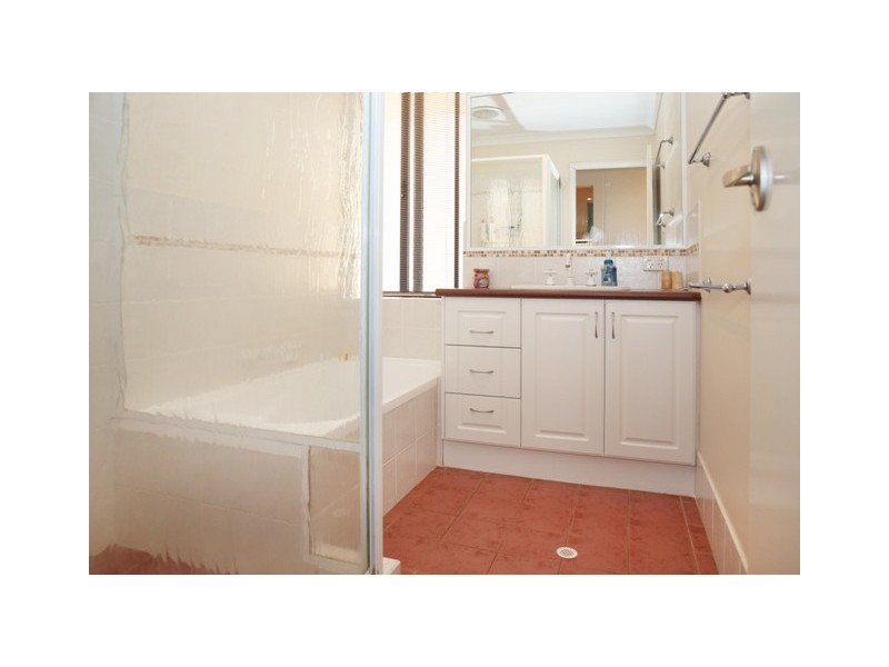 6 SHOALHAVEN WAY, Drummond Cove WA 6532