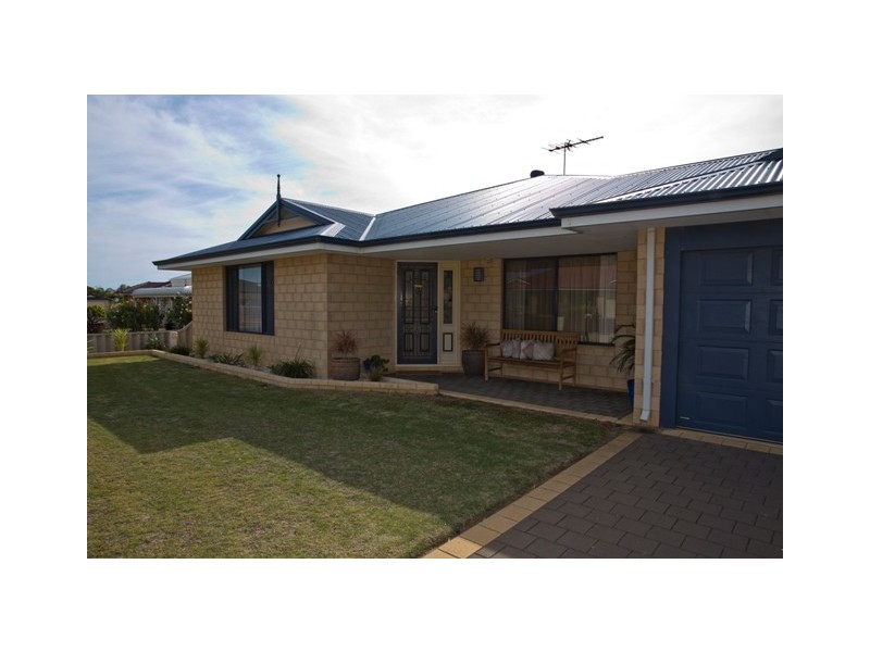 6 SHOALHAVEN WAY, Drummond Cove WA 6532