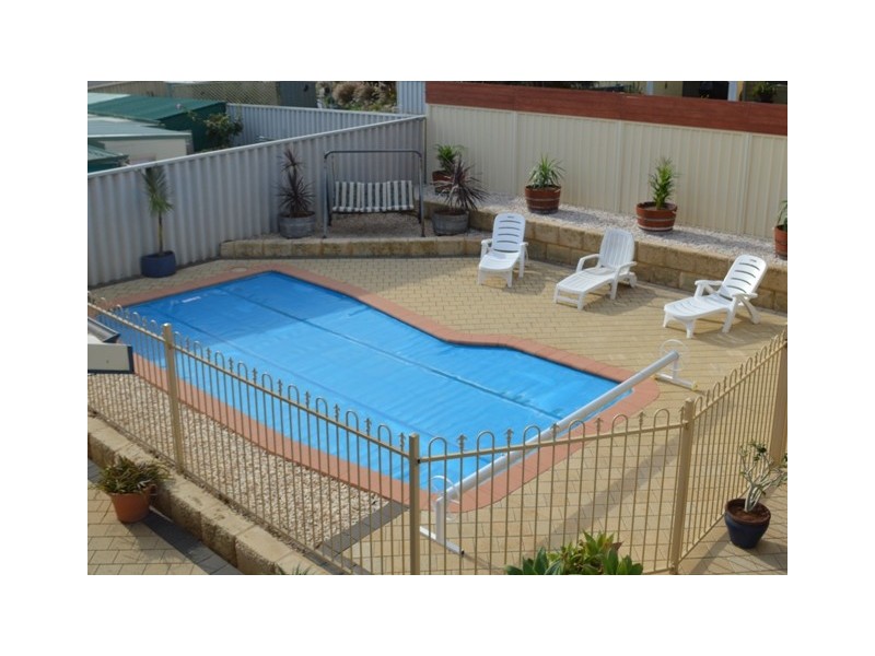 34 Oceanside Drive, Wandina WA 6530