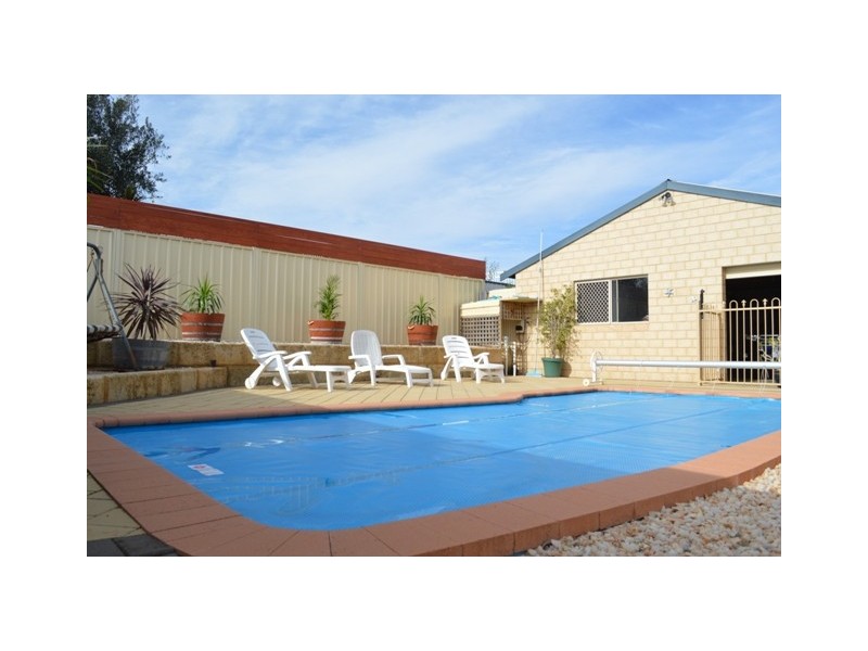 34 Oceanside Drive, Wandina WA 6530