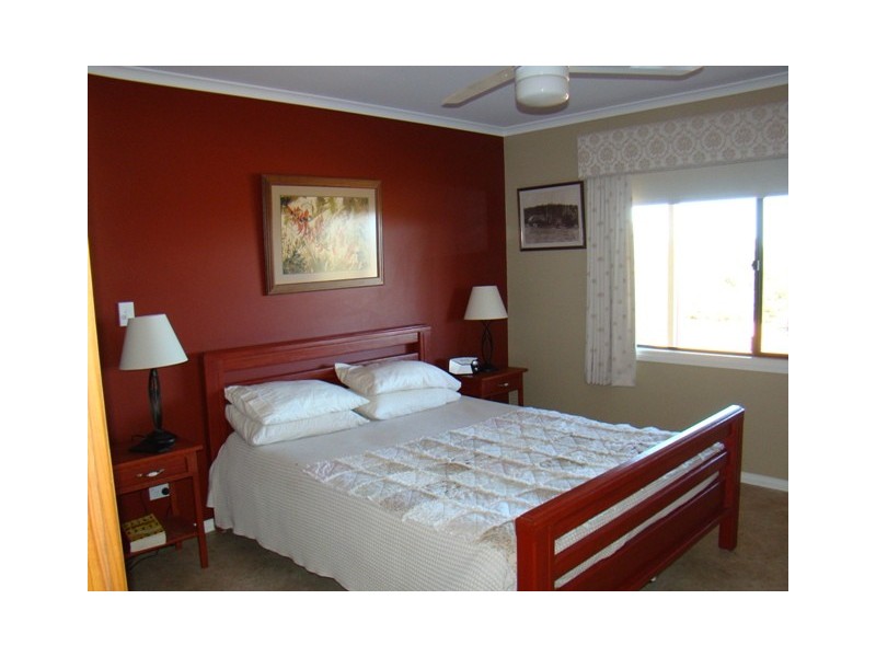 169 Bookara East Road, Bookara WA 6525