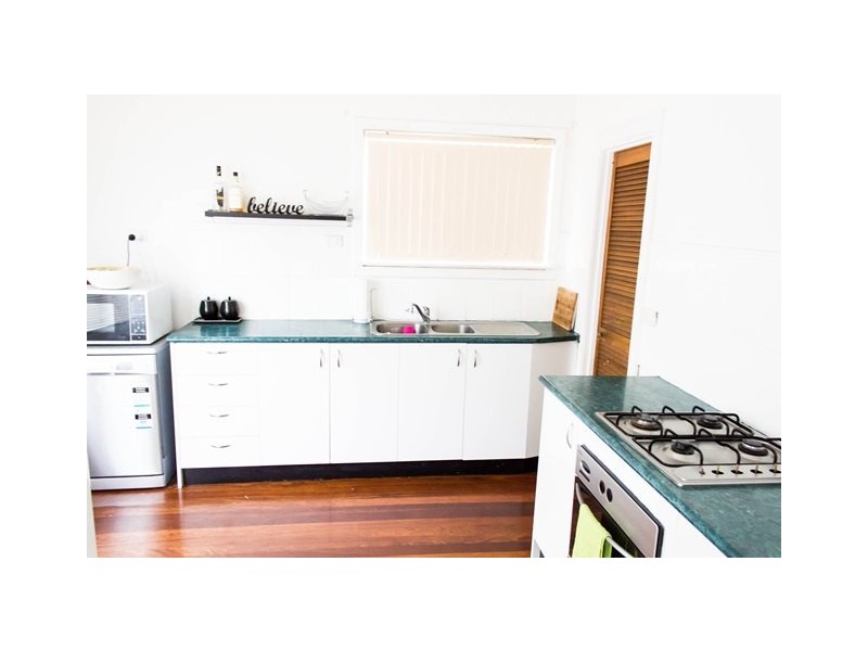 207A Fifth Street, Wonthella WA 6530