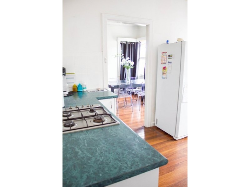 207A Fifth Street, Wonthella WA 6530