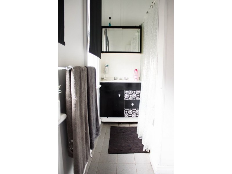 207A Fifth Street, Wonthella WA 6530