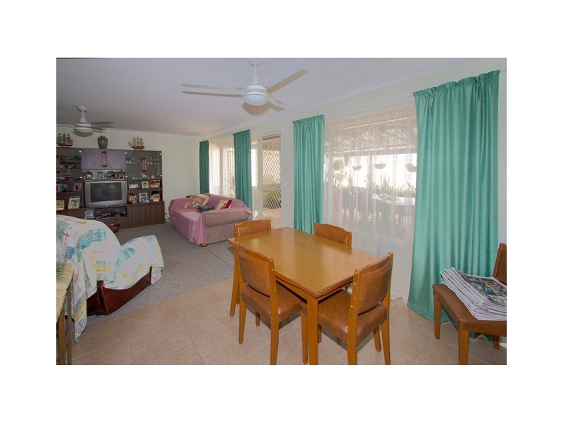 8 GILLAM DRIVE, Dongara WA 6525