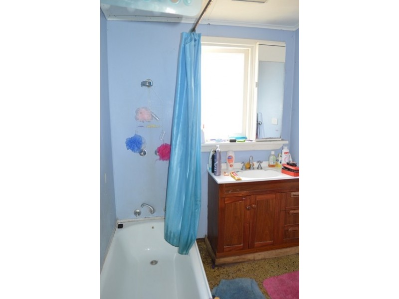 89 Alexander Drive, Glenfield WA 6532