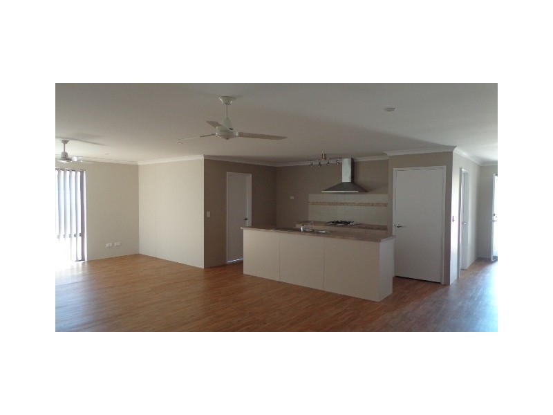 7 Andrew Lane, Waggrakine WA 6530