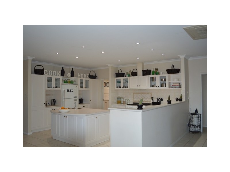 56 Tersonia Way, Strathalbyn WA 6530