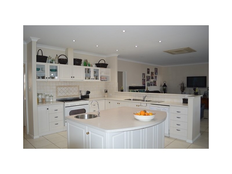 56 Tersonia Way, Strathalbyn WA 6530