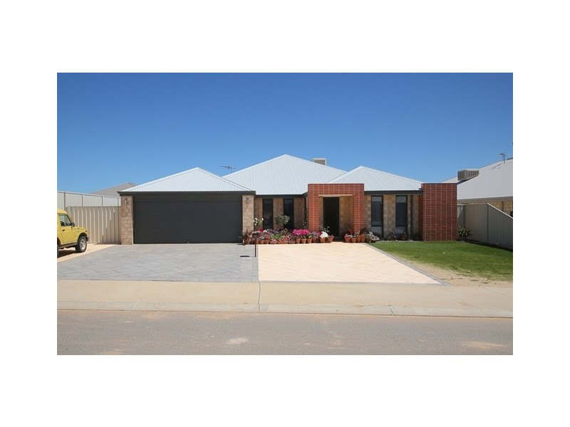 26 Beachcomber Hill, Glenfield WA 6532