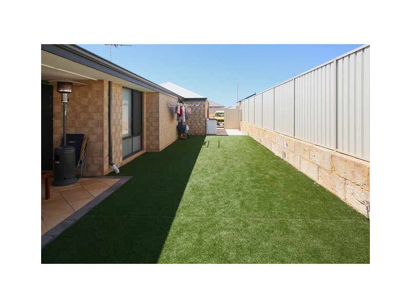 26 Beachcomber Hill, Glenfield WA 6532