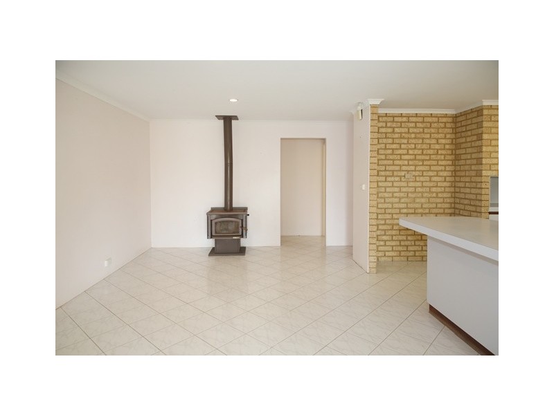 27 Glass Crescent, Mahomets Flats WA 6530