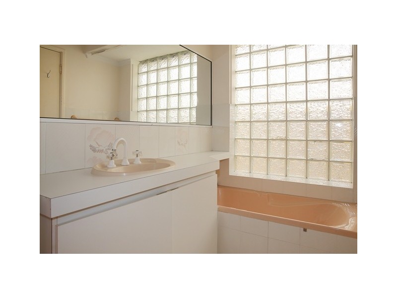 27 Glass Crescent, Mahomets Flats WA 6530