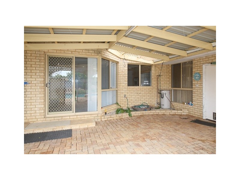 27 Glass Crescent, Mahomets Flats WA 6530