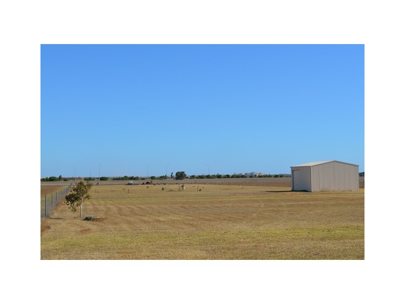 68 Sadler Way, Deepdale WA 6532