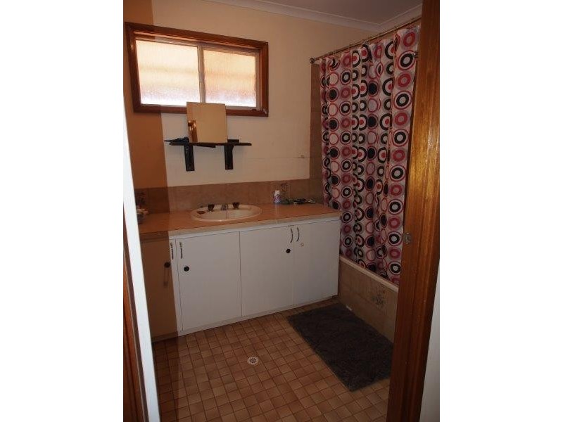 38 Armstrong Way, Newman WA 6753