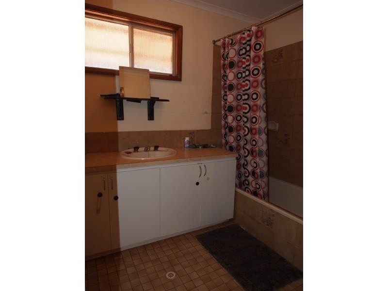 38 Armstrong Way, Newman WA 6753