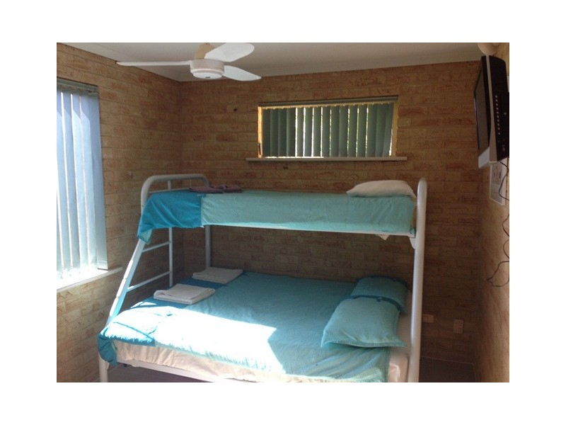 Unit 2/4 Hackney Street, Kalbarri WA 6536