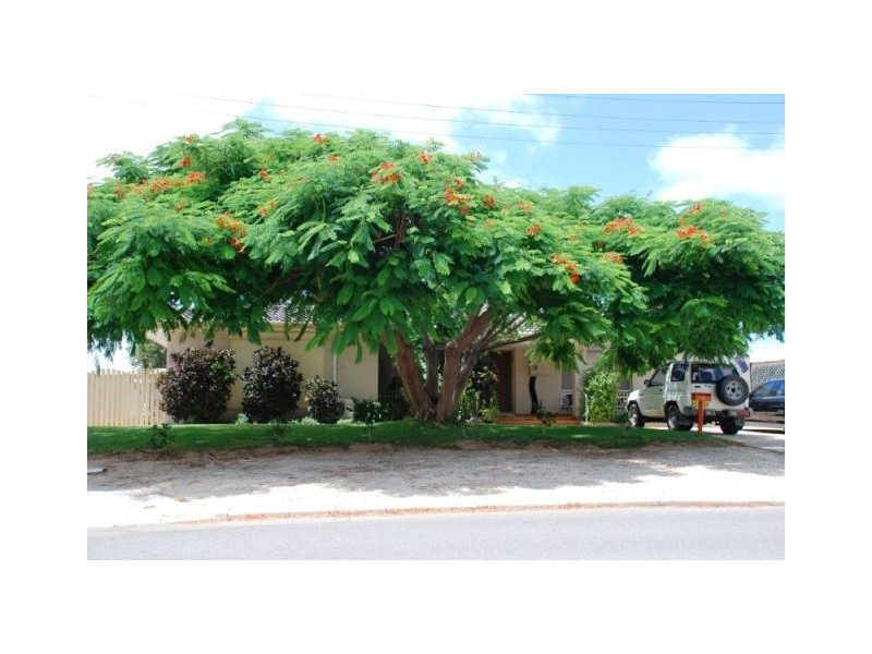 1 Glendinning Road, Tarcoola Beach WA 6530