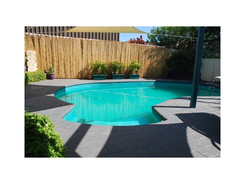 1 Glendinning Road, Tarcoola Beach WA 6530