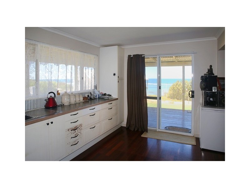 23 Stokes Street, Horrocks WA 6535