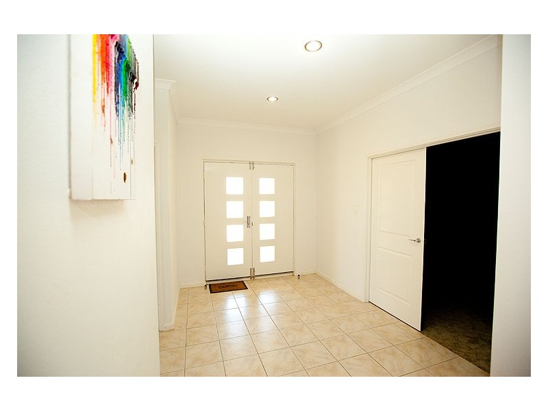 26 Polwarth Parade, Deepdale WA 6532