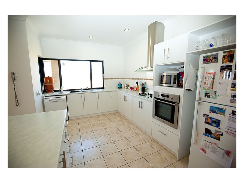 26 Polwarth Parade, Deepdale WA 6532