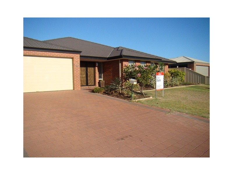 6 Ada Wynd, Wandina WA 6530