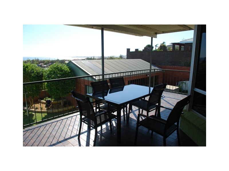64 Bayview Street, Mount Tarcoola WA 6530