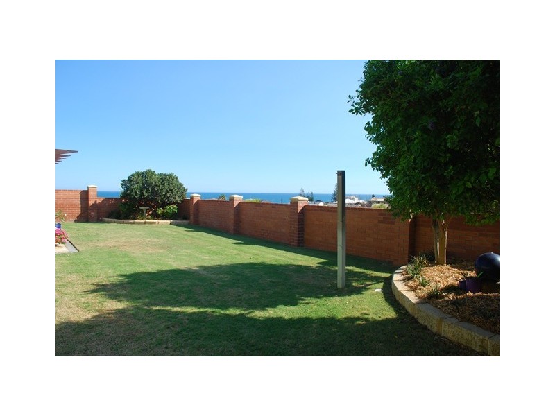 64 Bayview Street, Mount Tarcoola WA 6530