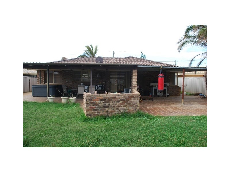 74 McAleer Drive, Mahomets Flats WA 6530