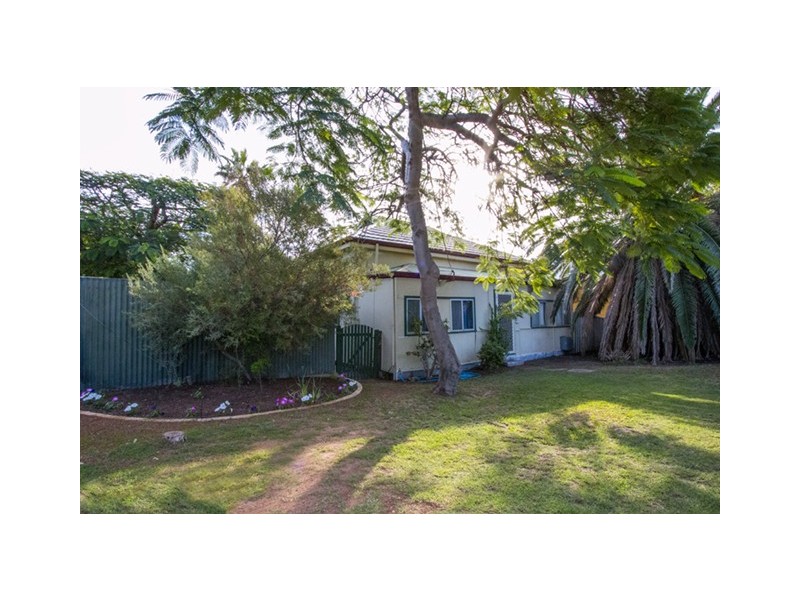 64 Gertrude Street, Geraldton WA 6530