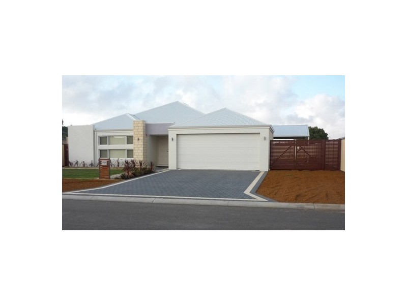 3 Topsail St, Drummond Cove WA 6532