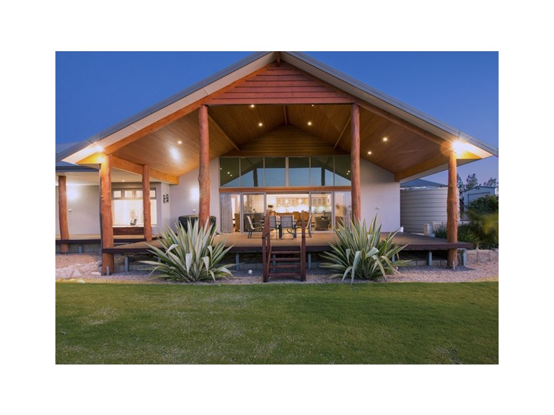 71 Redcliffe Concourse, White Peak WA 6532