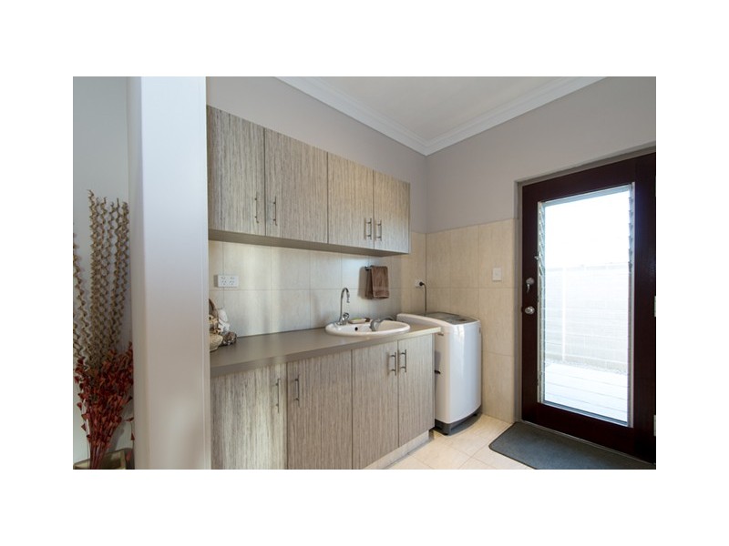 71 Redcliffe Concourse, White Peak WA 6532